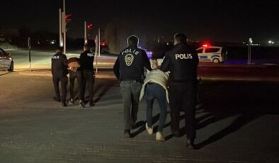 Konya'da polisten kaçtı, 60 kilometre kovalamacayla yakalandı