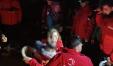 Adana'da kayıp çocuk, 7 saat sonra dağlık alanda uyurken bulundu
